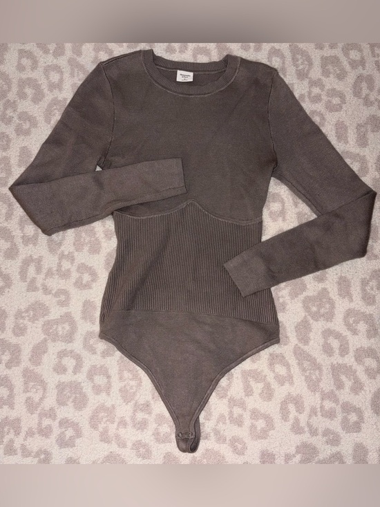 Abercrombie & Fitch Sweaters - Abercrombie dark gray Bodysuit Sweater M